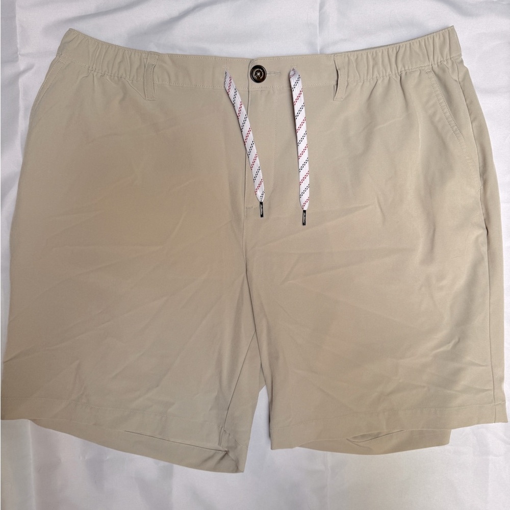 Chubbies Everywear - Performance Short The Khakinators 8” XXL